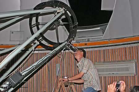 我於 200 6年驗收望遠鏡
